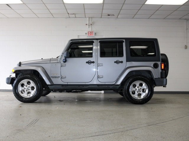 Used 2013 Jeep Wrangler Unlimited Sahara w/ Connectivity Group image 3