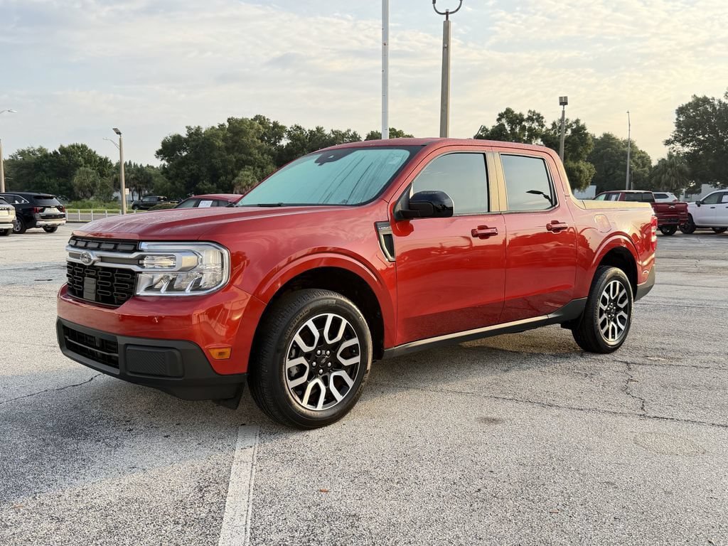 Used 2024 Ford Maverick Lariat FWD image 9
