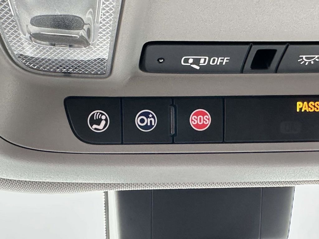 Used 2023 GMC Terrain SLE w/ Driver Convenience Package image 35