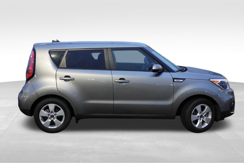 Used 2018 Kia Soul FWD image 3