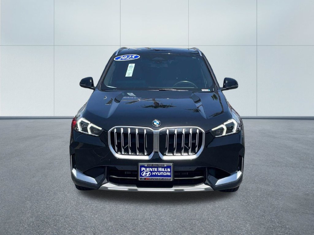 Used 2025 BMW X1 xDrive28i w/ Convenience Package AWD/4WD image 2