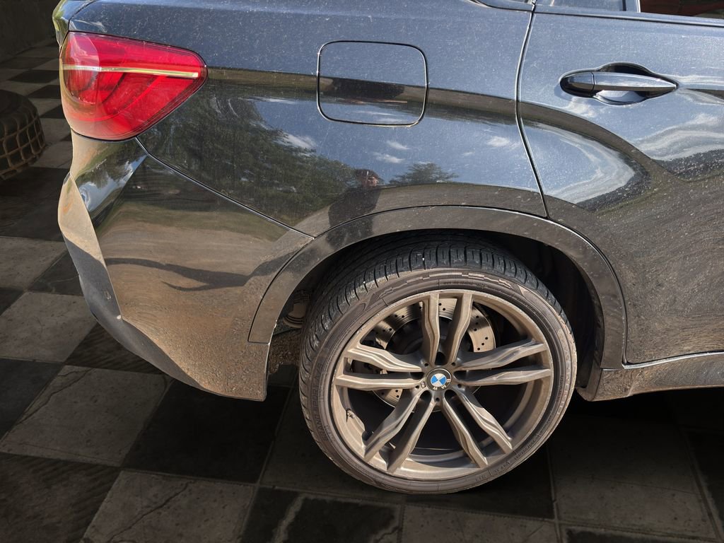 Used 2017 BMW X6 M AWD/4WD image 8