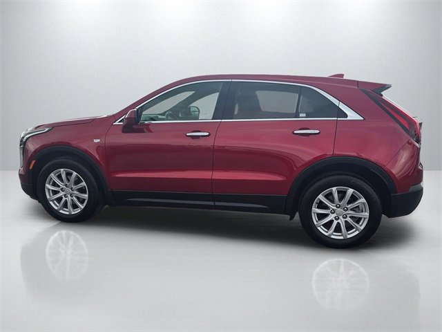Used 2023 Cadillac XT4 Luxury w/ Cold Weather Package image 8