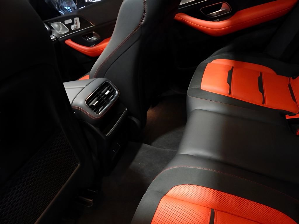 Used 2024 Mercedes-Benz GLE 63 AMG S w/ Driver Assistance Package image 32