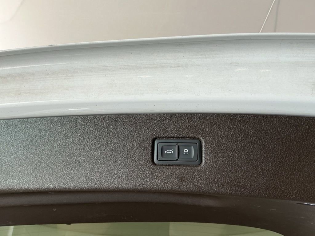 Used 2018 Audi Q7 3.0T Premium Plus w/ Premium Plus Package image 36