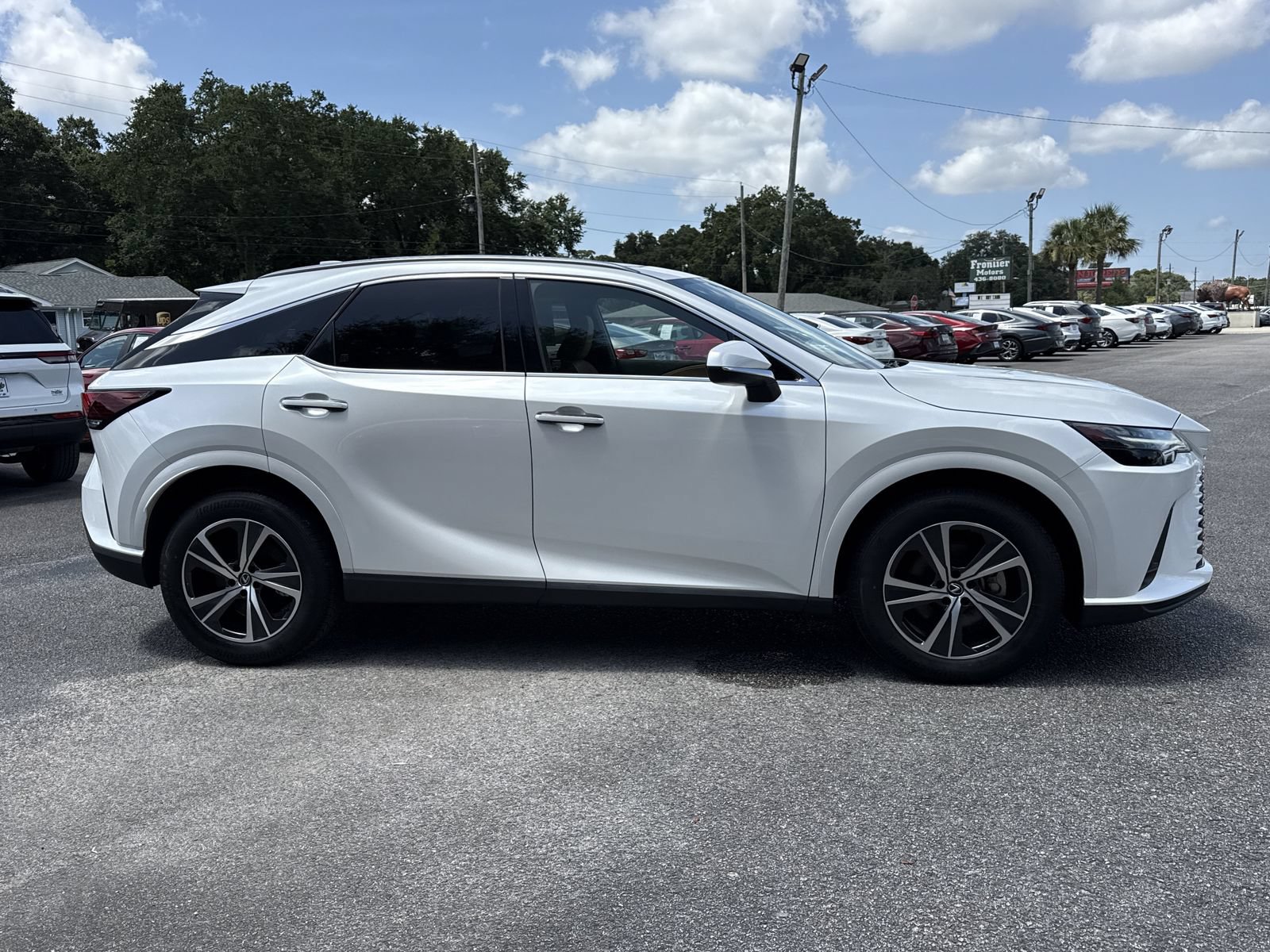 Used 2023 Lexus RX 350 Premium w/ Accessory Package (Z1) FWD image 6