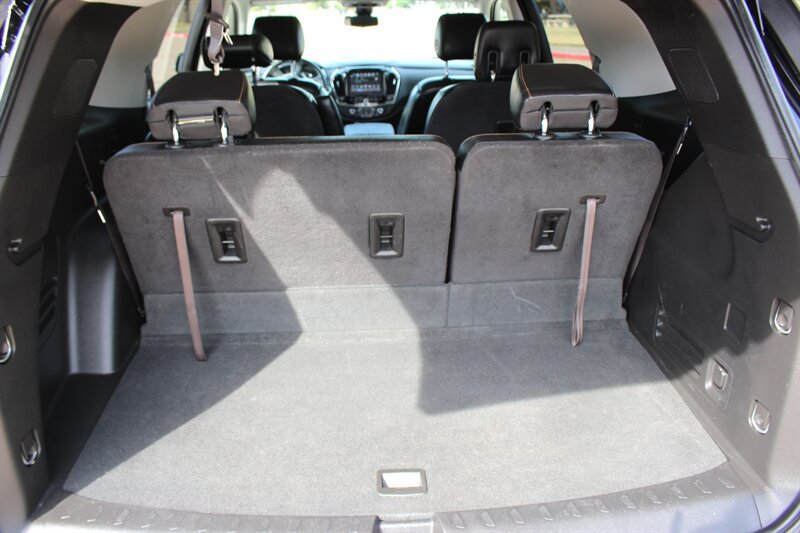 Used 2018 Chevrolet Traverse LT FWD image 10