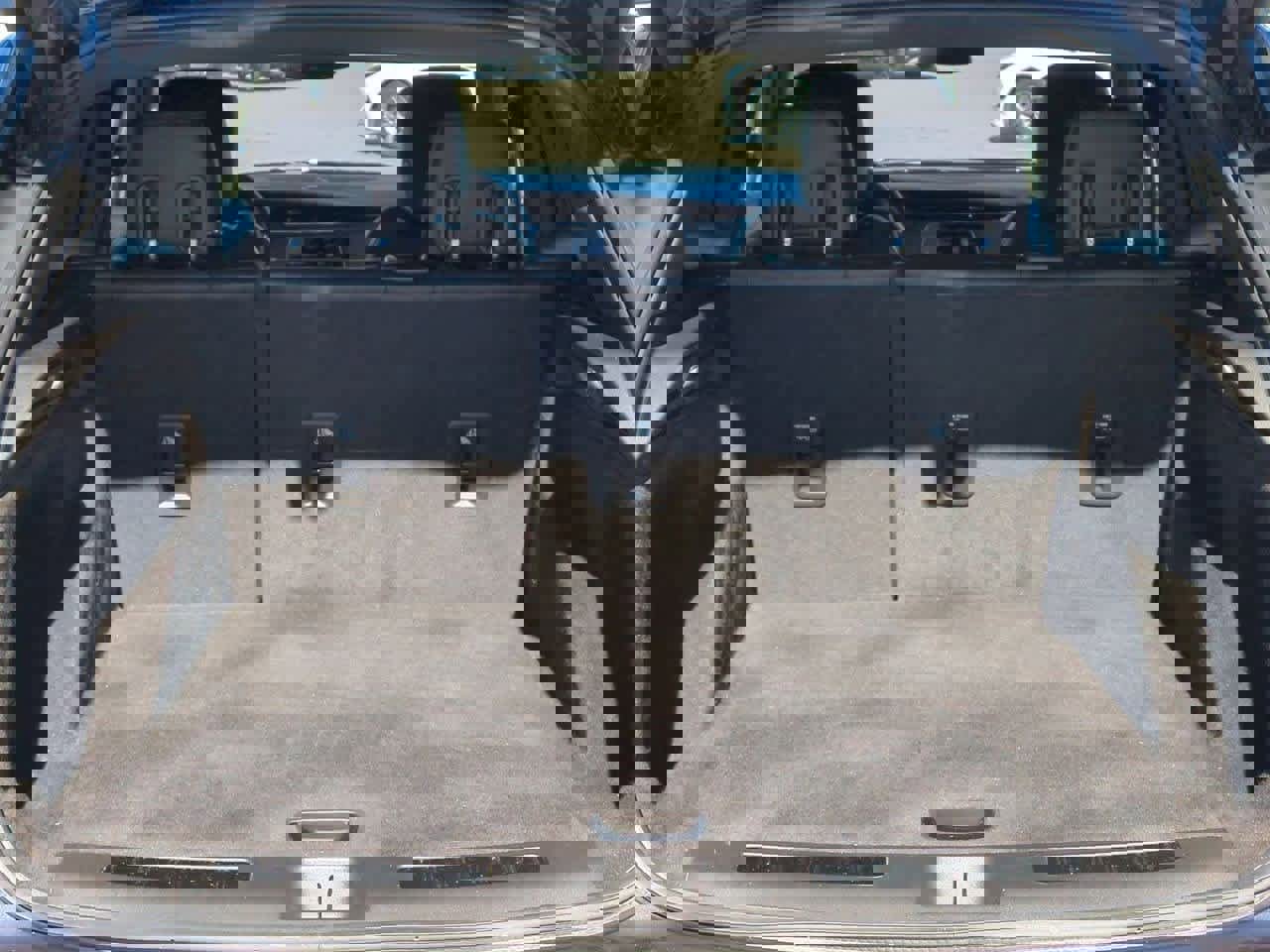 Certified 2023 Cadillac XT4 Sport w/ Cold Weather Package image 33