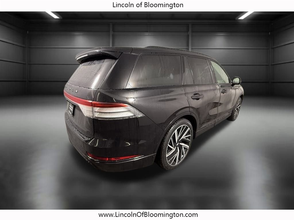 New 2026 Lincoln Aviator Black Label w/ Jet Appearance Package AWD/4WD image 9