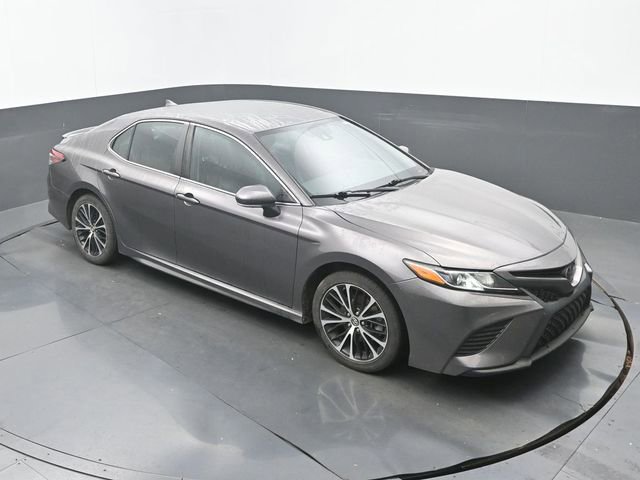 Used 2019 Toyota Camry SE w/ Convenience Package FWD image 13