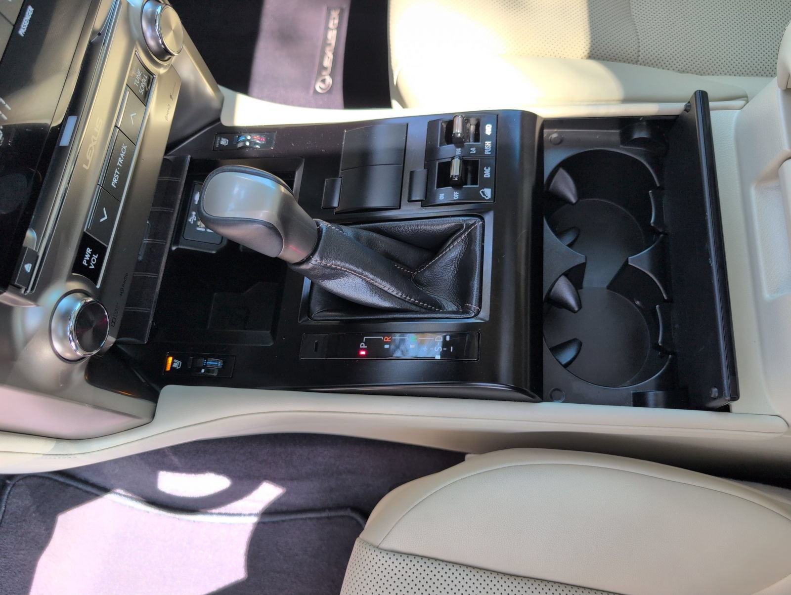 Certified 2020 Lexus GX 460 Premium AWD/4WD image 15