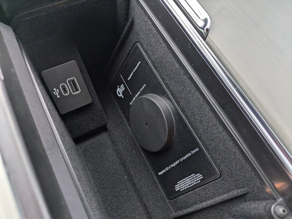 New 2027 Lincoln Navigator Reserve w/ Jet Appearance Package RWD image 25