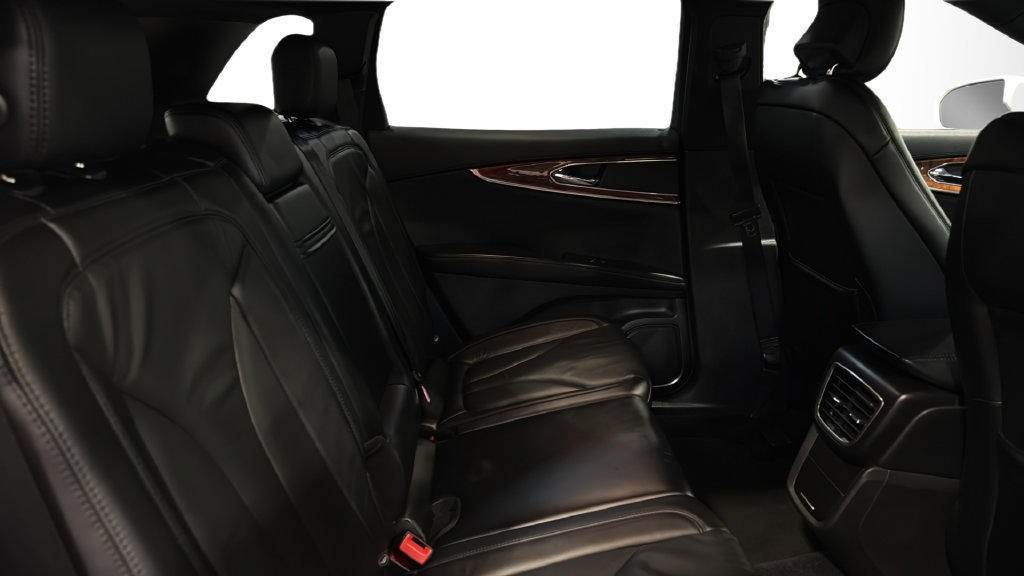 Used 2017 Lincoln MKX Reserve AWD/4WD image 15