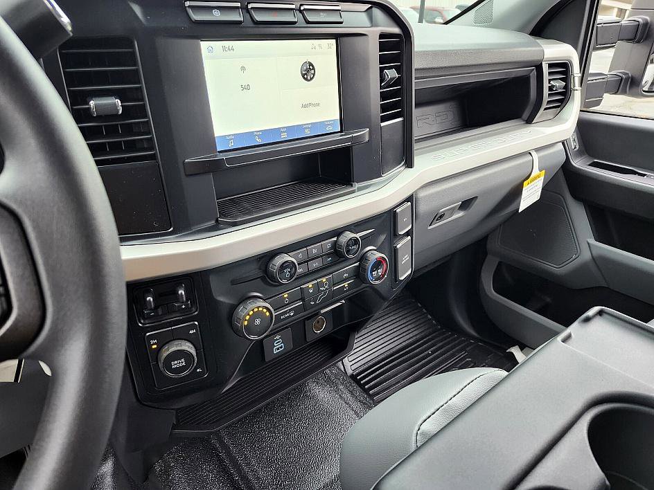 New 2024 Ford F550 4x4 Crew Cab Super Duty image 21