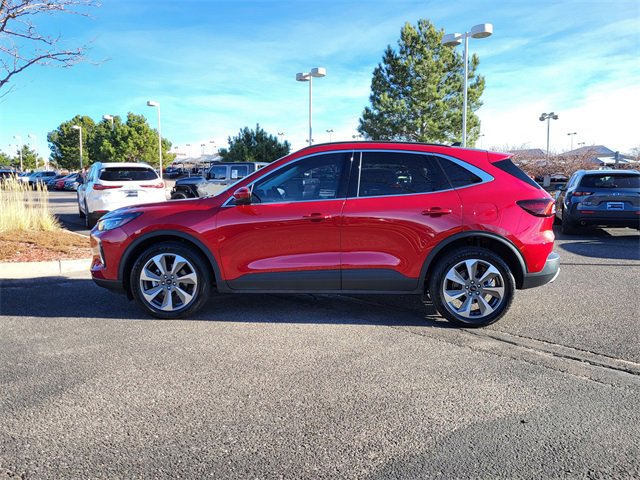 Used 2023 Ford Escape Platinum w/ Premium Technology Package image 6