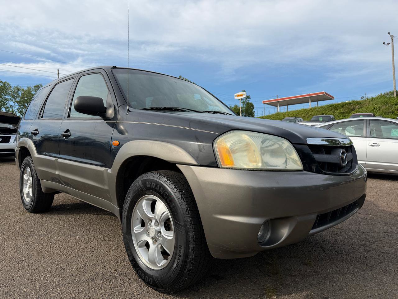 Used 2003 MAZDA Tribute ES FWD image 3
