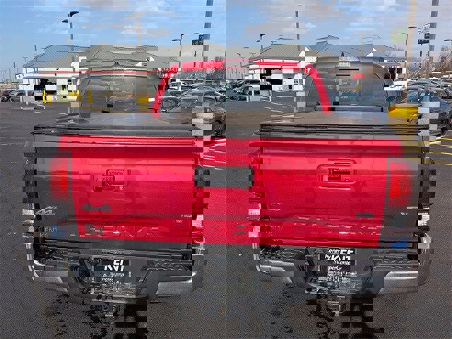 Used 2019 Toyota Tacoma SR5 image 6