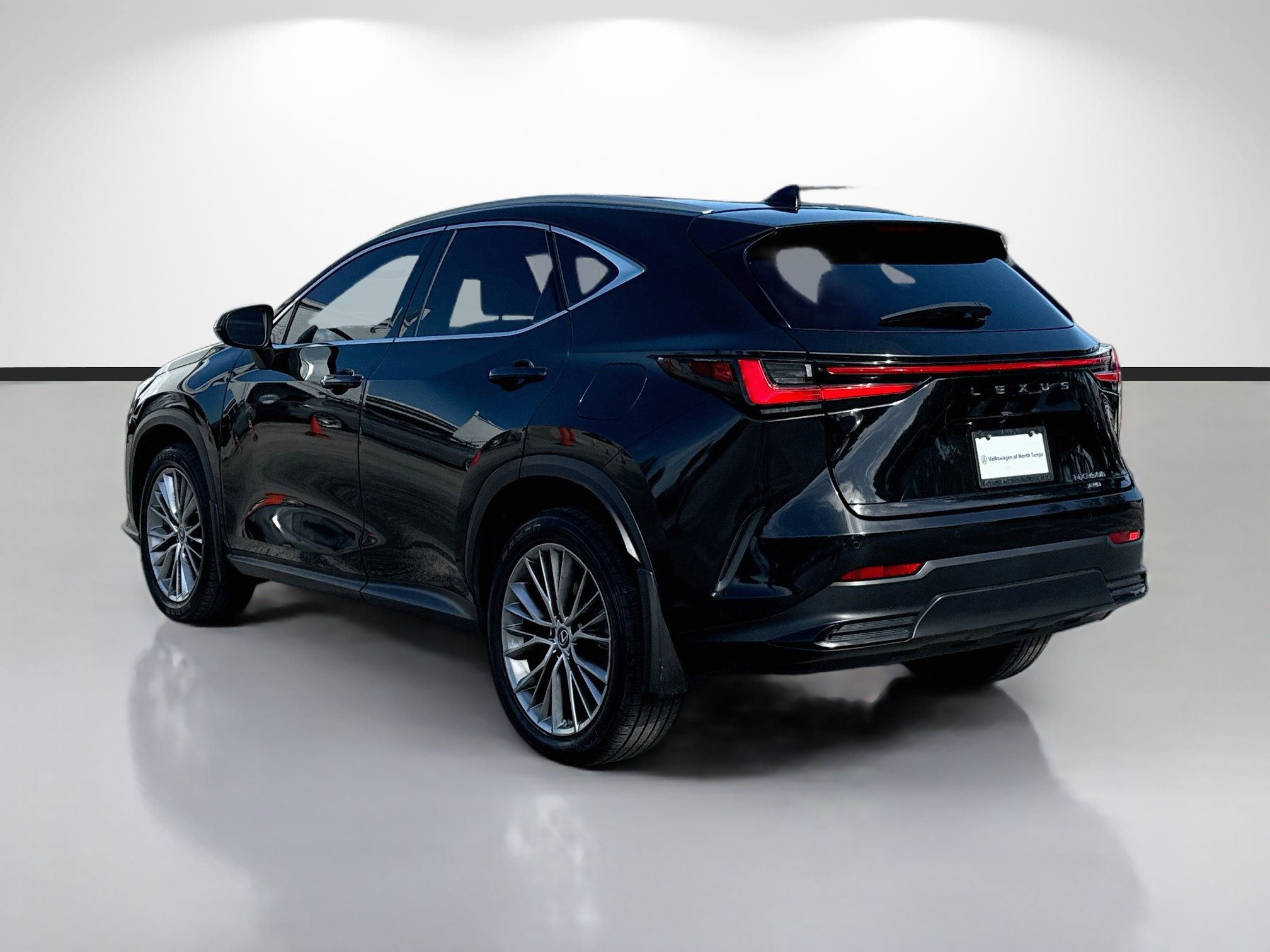 Used 2023 Lexus NX 350h AWD image 5