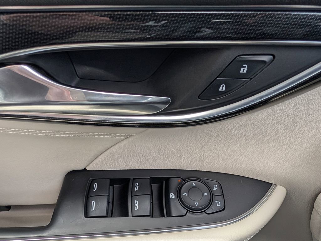 Used 2021 Buick Envision Preferred AWD/4WD image 20