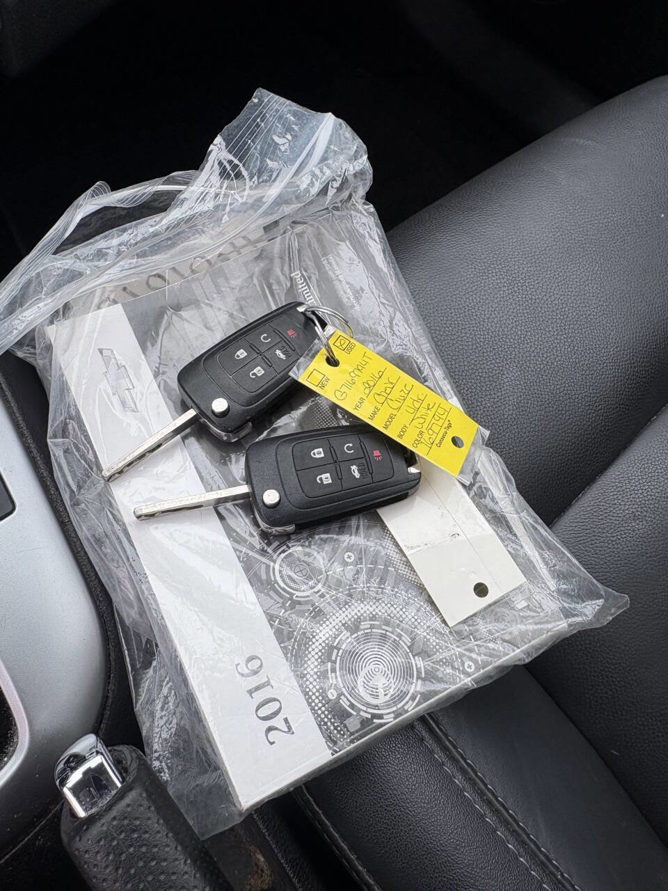 Used 2016 Chevrolet Cruze LT w/ Sun, Sound and Sport Package image 18