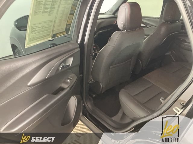 Used 2022 Chevrolet TrailBlazer RS FWD image 23