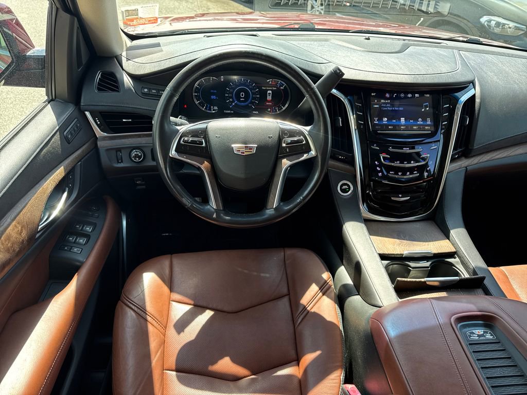 Used 2018 Cadillac Escalade ESV Premium Luxury image 23