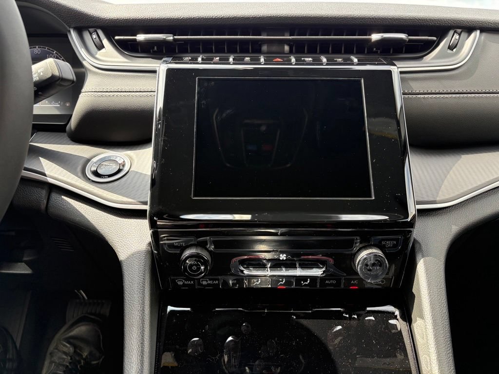New 2026 Jeep Grand Cherokee L Laredo AWD/4WD image 17