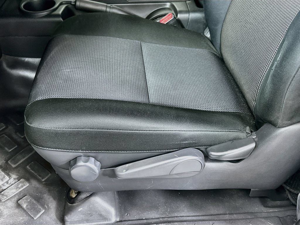 Used 2010 Toyota FJ Cruiser 4WD image 19