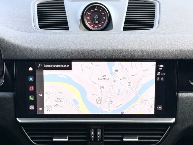 Certified 2022 Porsche Cayenne Coupe image 25