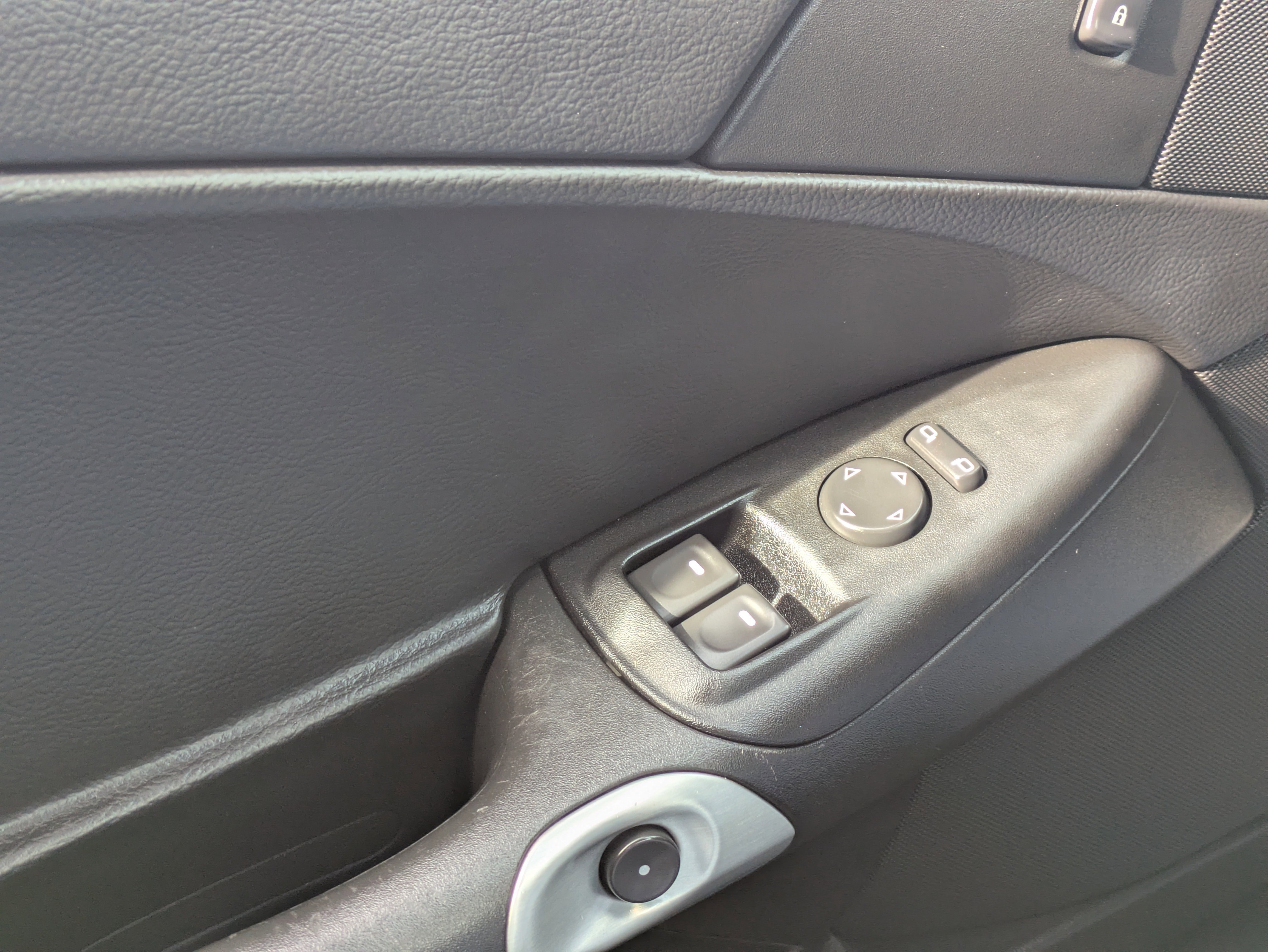 Used 2011 Chevrolet Corvette Coupe w/ 1LT image 26