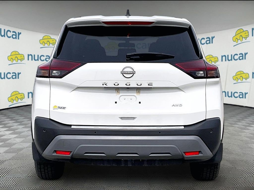 Used 2023 Nissan Rogue S image 5