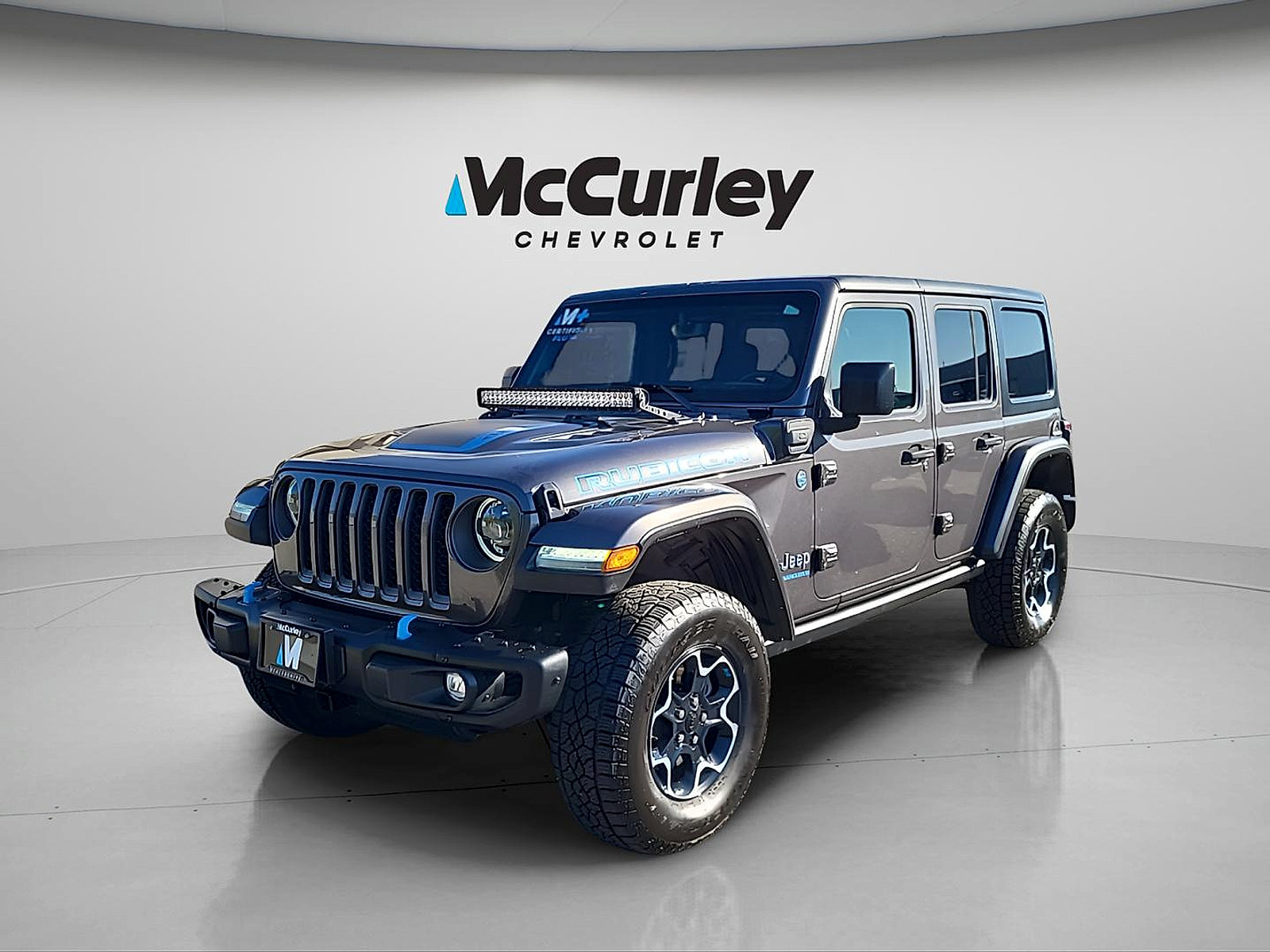 Used 2023 Jeep Wrangler Unlimited Rubicon 4xe AWD/4WD image 3