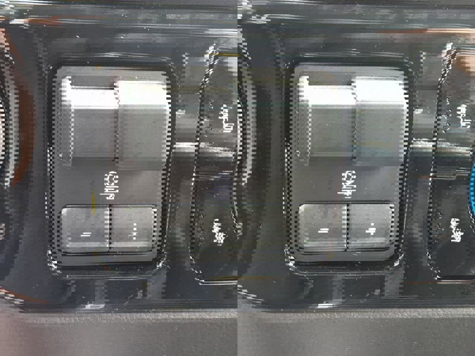 Used 2025 Chevrolet Silverado 1500 RST image 24