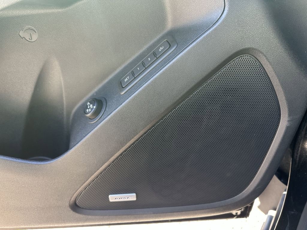 Used 2024 Chevrolet Equinox Premier image 32