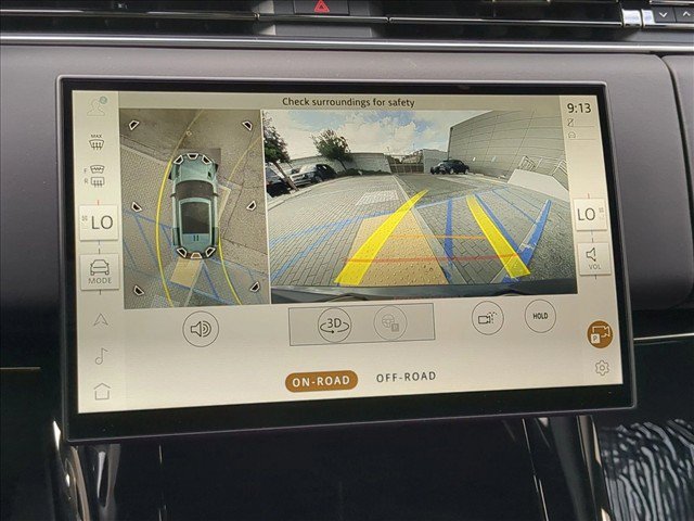Used 2025 Land Rover Range Rover Sport SE AWD/4WD image 14