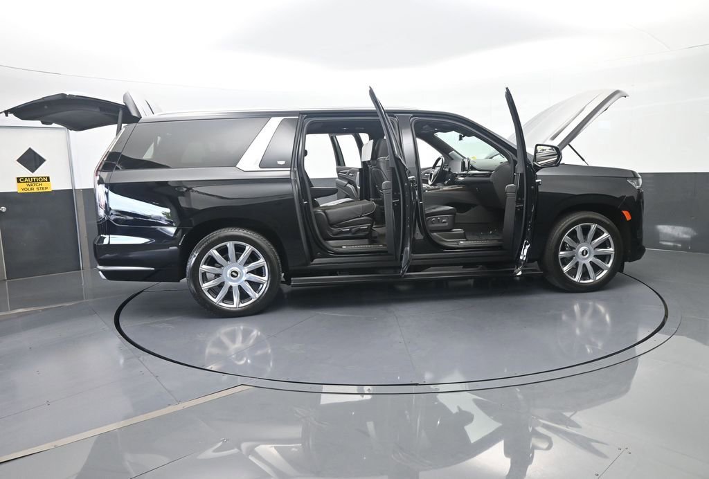 Used 2024 Cadillac Escalade ESV Premium Luxury Platinum AWD/4WD image 83
