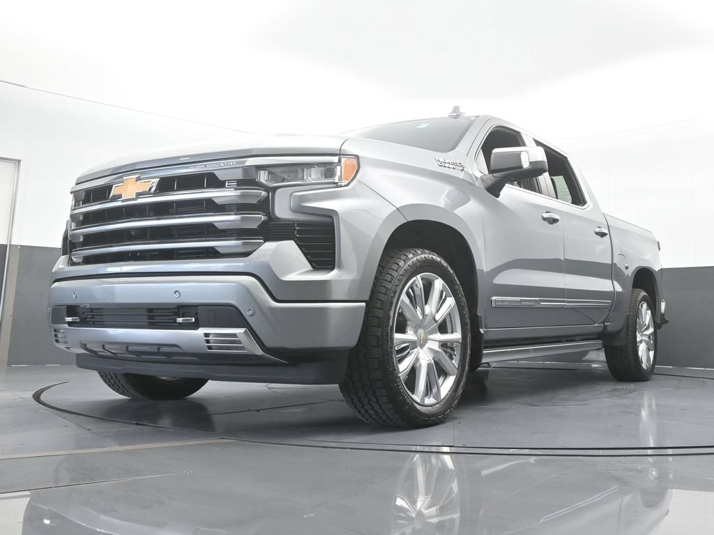 Used 2024 Chevrolet Silverado 1500 High Country w/ Technology Package AWD/4WD image 66