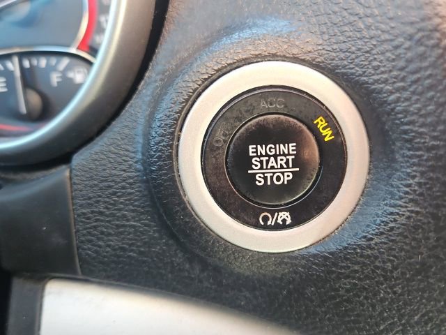 Used 2017 Dodge Journey SE w/ Flexible Seating Group image 24