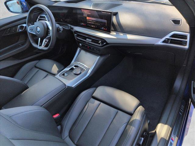 Used 2025 BMW 230i Coupe w/ M Sport Package image 23