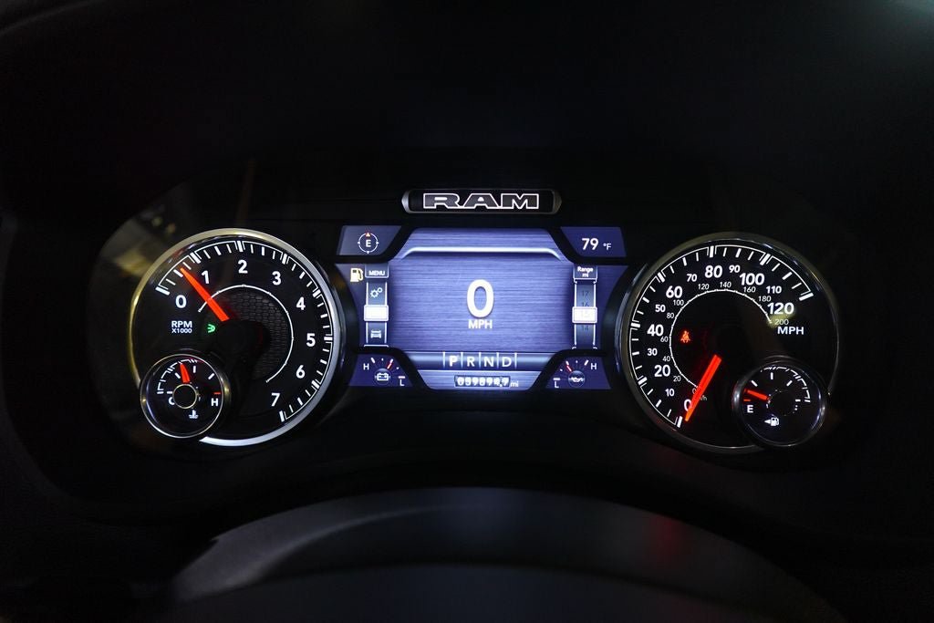 Used 2024 RAM 2500 Laramie AWD/4WD image 18
