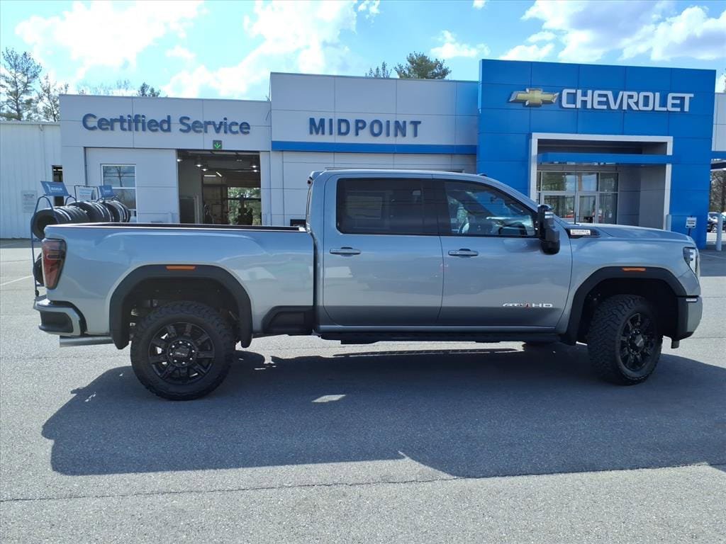 New 2026 GMC Sierra 2500 AT4 image 3