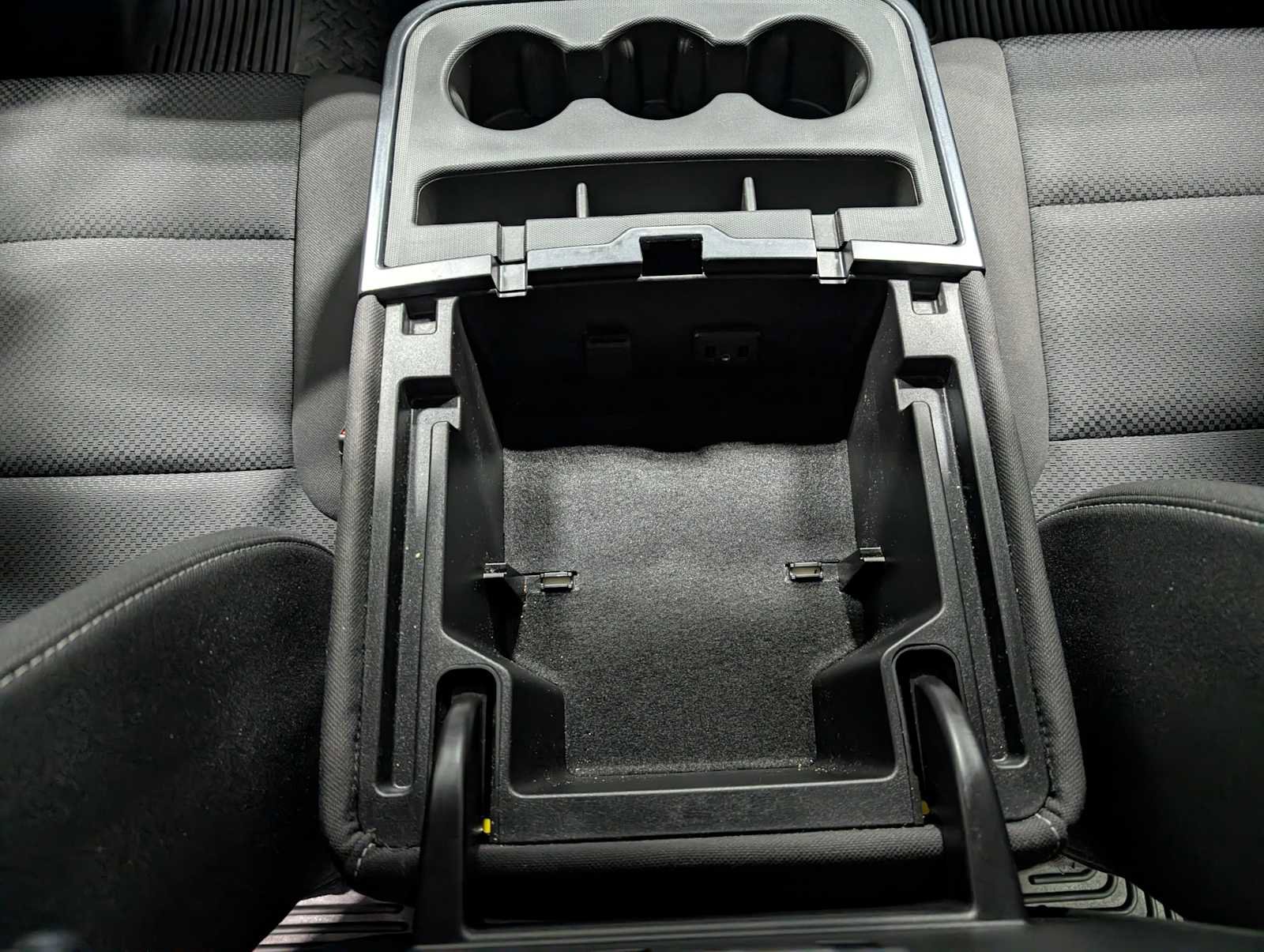 Used 2018 GMC Sierra 1500 SLE w/ SLE Value Package image 21