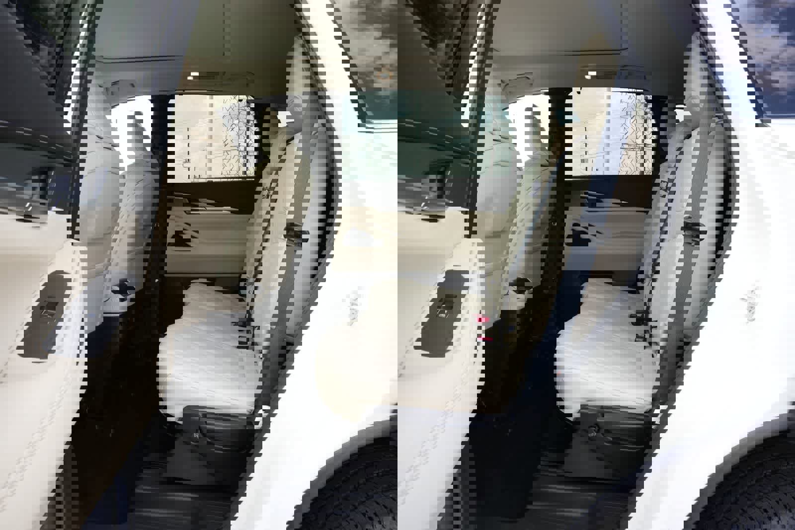 Certified 2023 INFINITI QX60 Luxe w/ Cargo Package FWD image 19