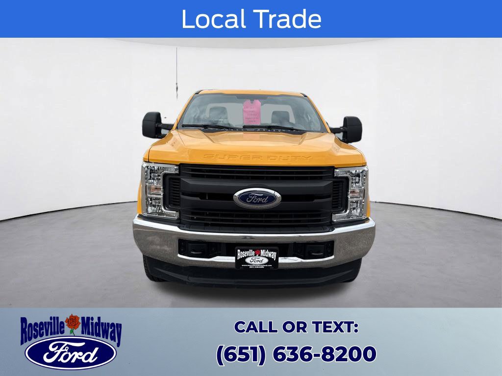 Used 2019 Ford F250 XL w/ XL Decor Group AWD/4WD image 2