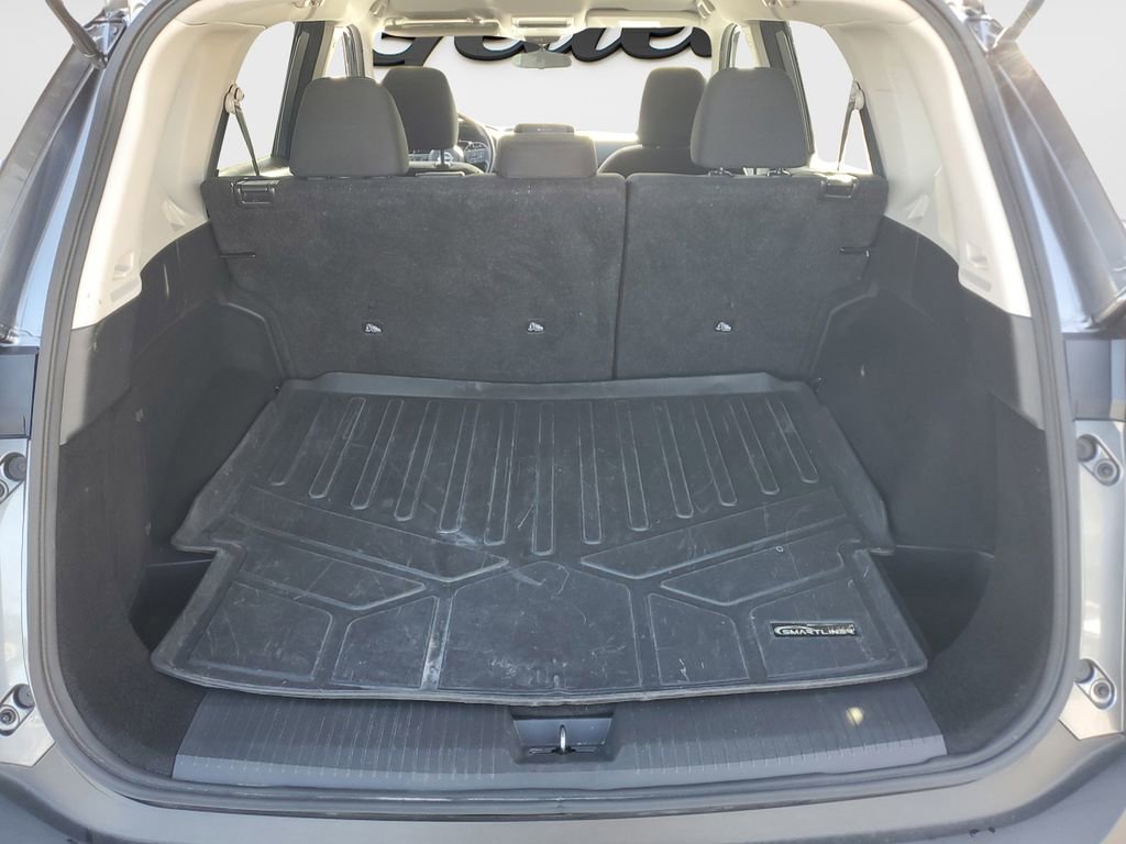 Used 2023 Nissan Rogue S image 12