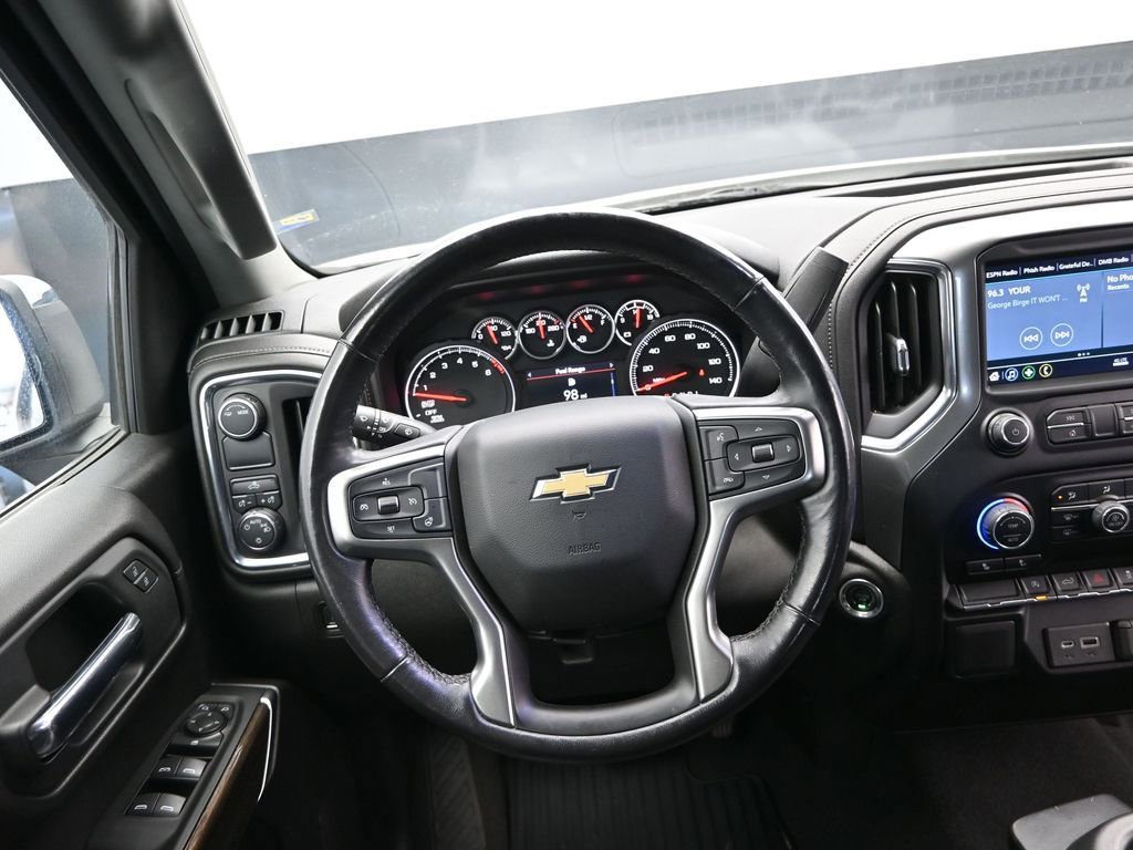 Used 2022 Chevrolet Silverado 1500 LT image 30