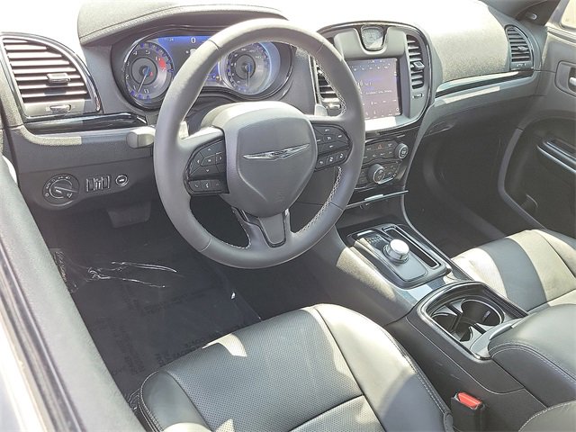 Used 2023 Chrysler 300 S w/ Comfort Group image 2
