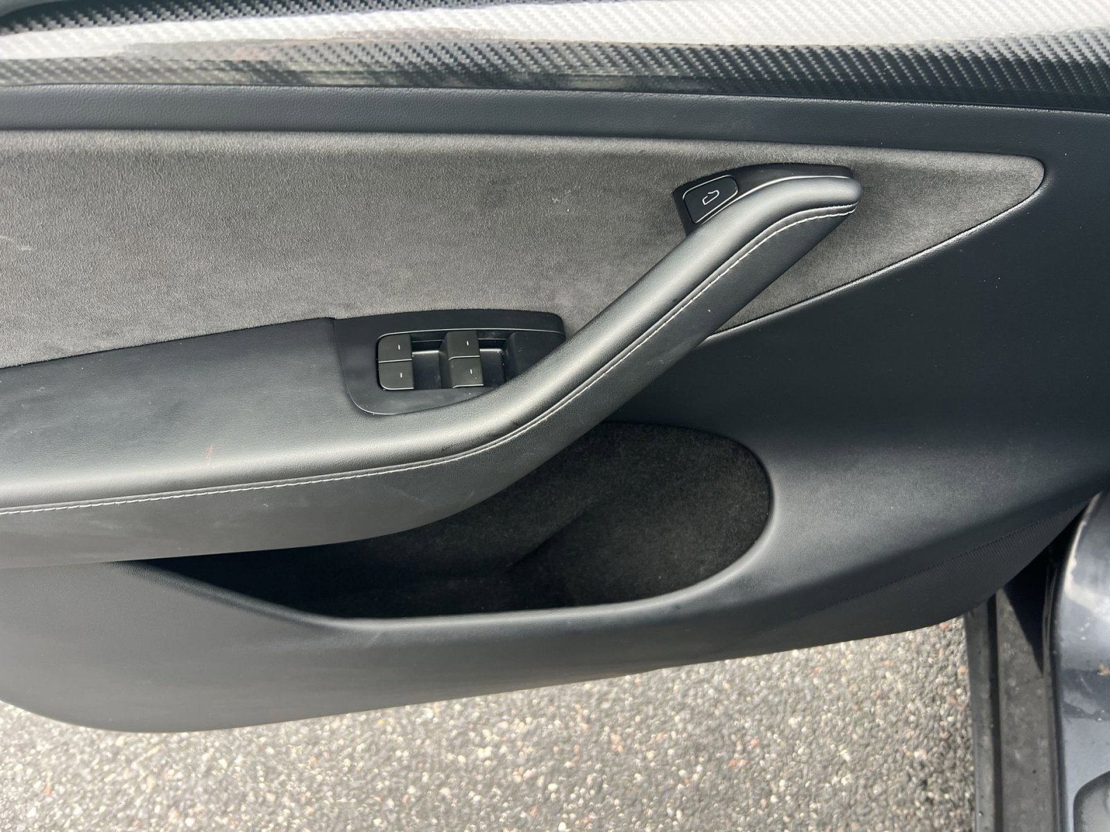 Used 2024 Tesla Model Y Performance image 15