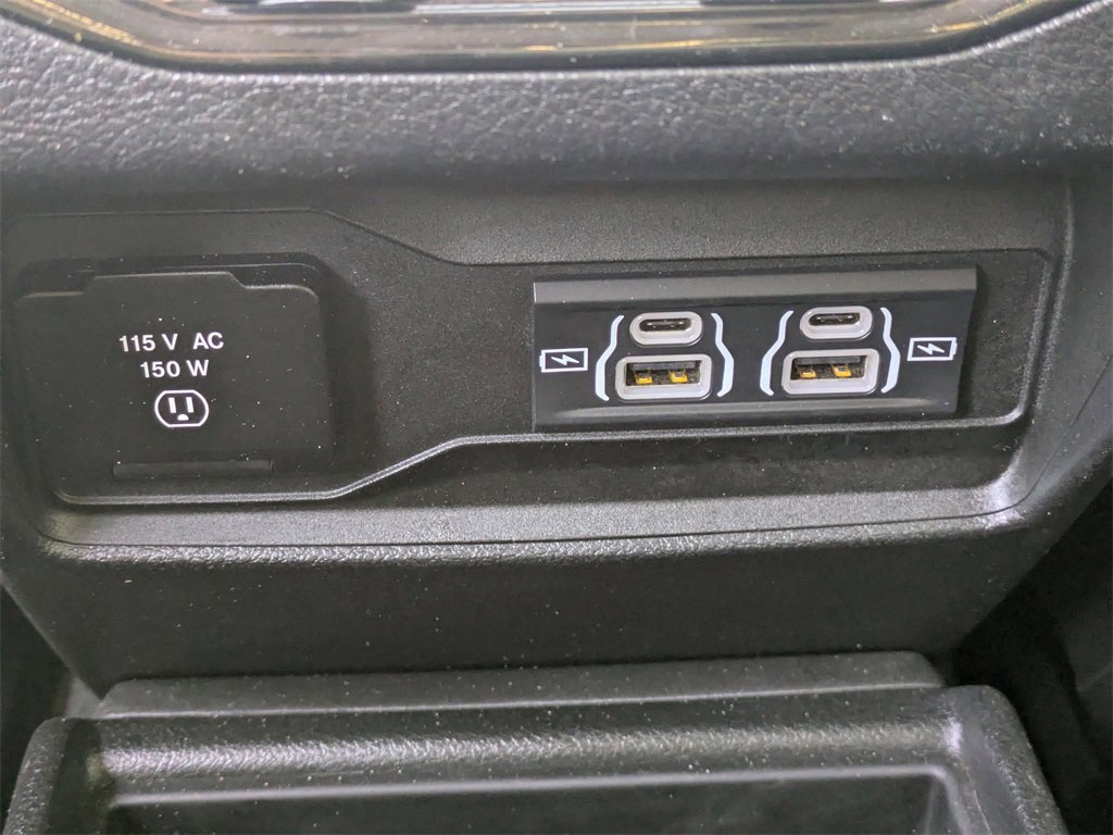 Used 2022 Jeep Grand Cherokee L Limited w/ Trailer Tow Group (B) image 15