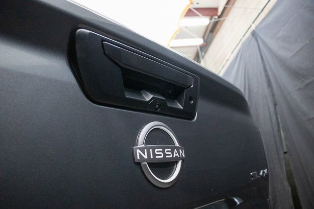 Used 2024 Nissan Frontier SL w/ Technology Package image 14